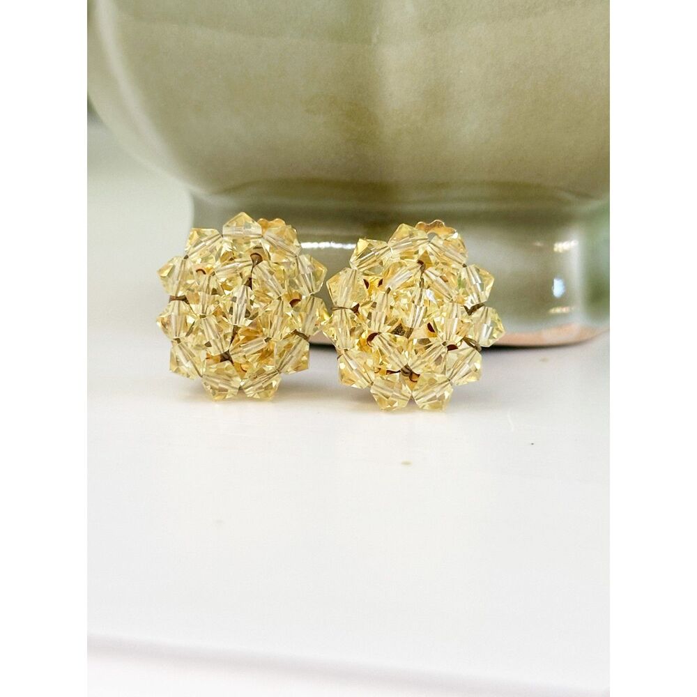 Vintage Lemon Yellow beaded cluster clip on earrings Retro Cottagecore Jewelry
